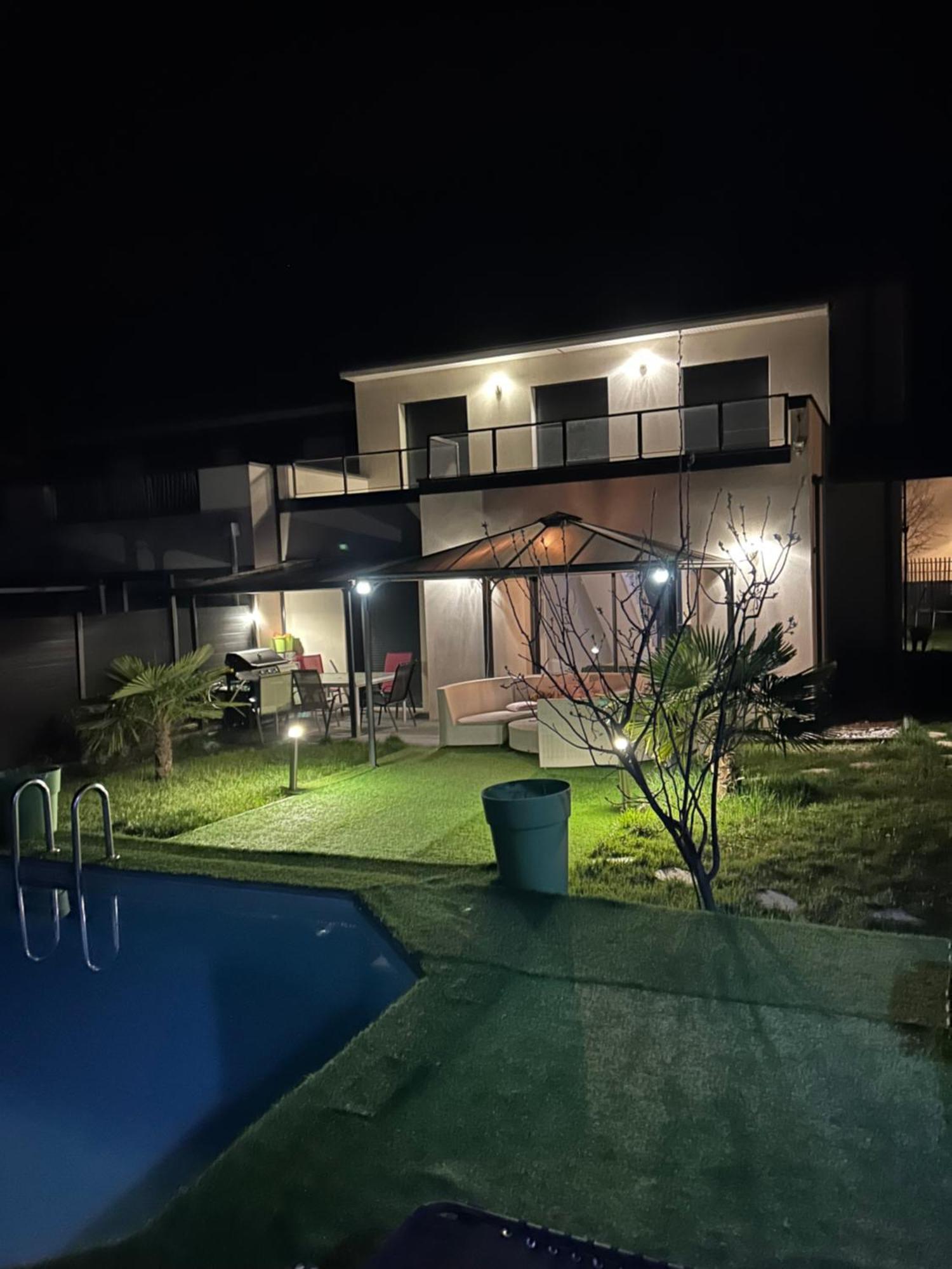 Maison Entiere Cébazat Exteriér fotografie